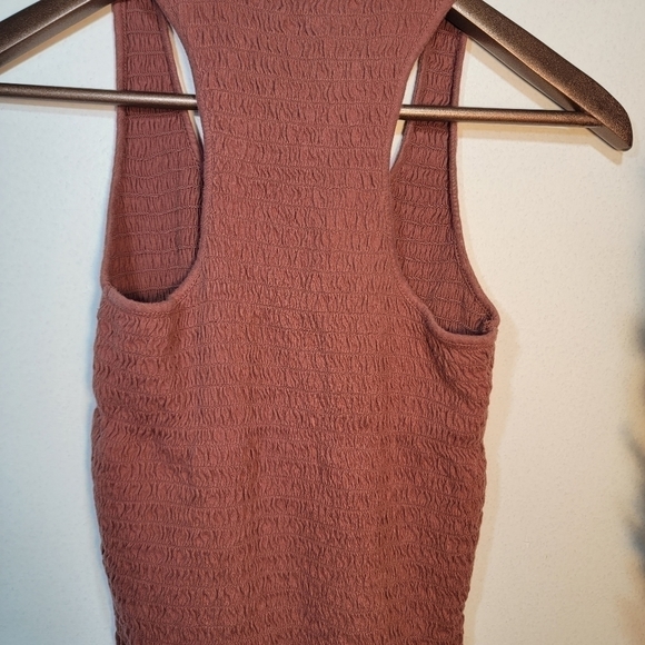 AMERICAN Eagle ruched rust color crop top. Size small. - Picture 8 of 8